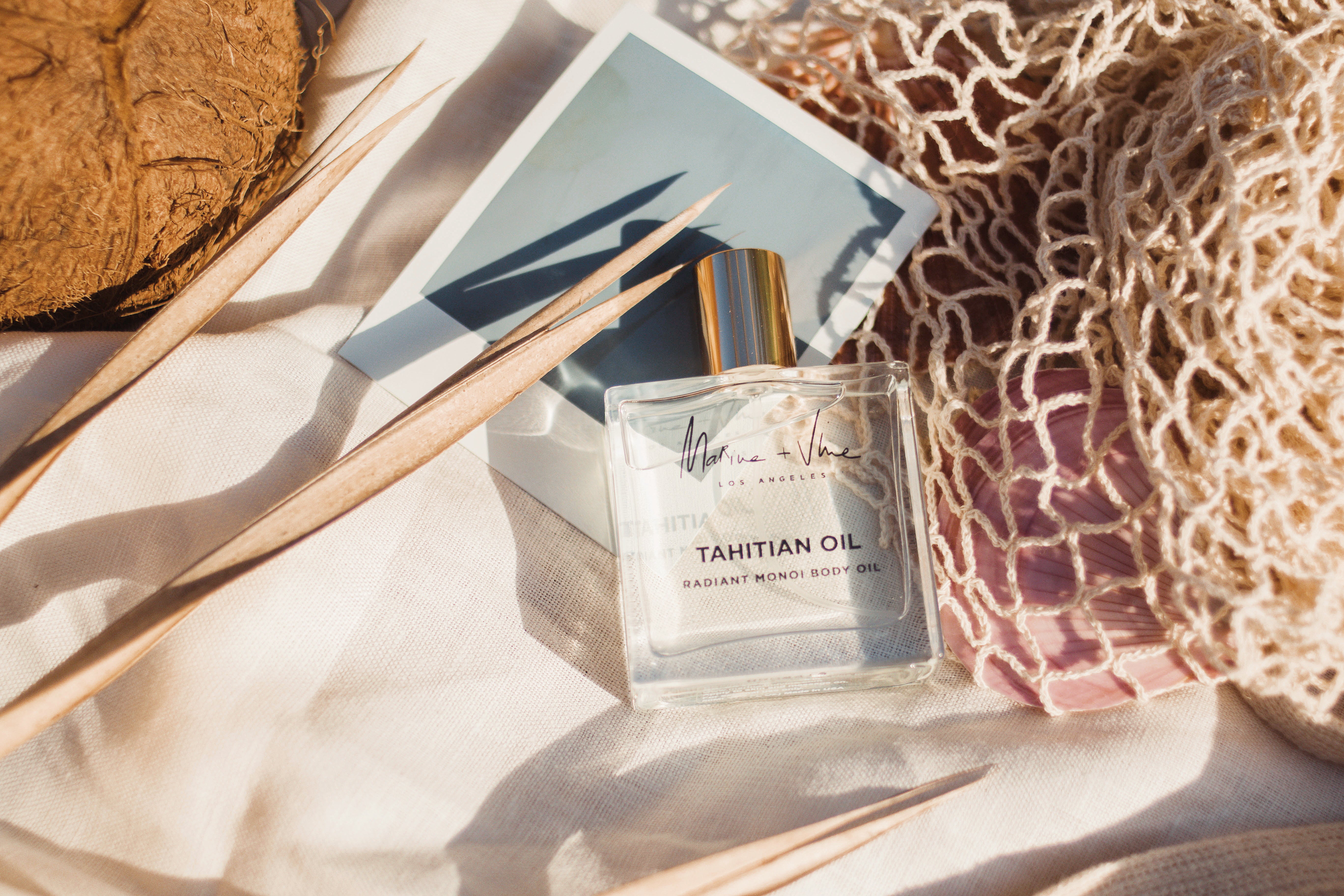 THE BENEFITS OF MACADAMIA OIL